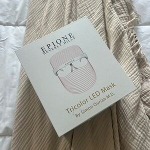 Epione LED mask
